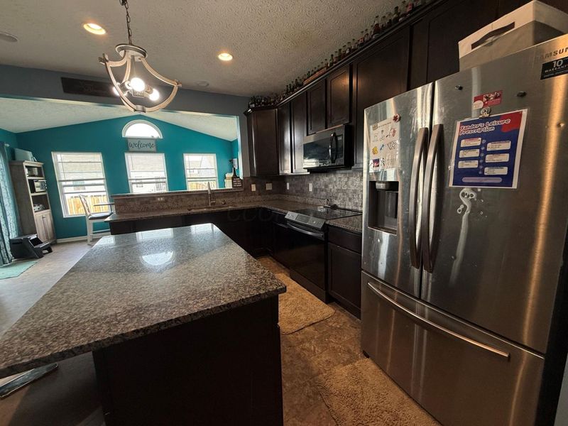 5218 Linton Street, Ashville, OH 43103 Photo 5