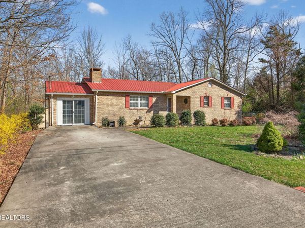 9217 Hondo Drive, Crossville, TN 38572