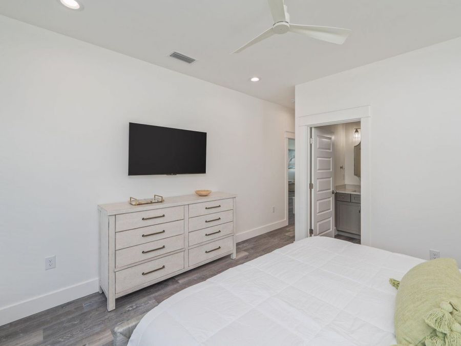 Property Image 76