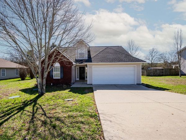 124 Breeze Dr, Murfreesboro, TN 37129