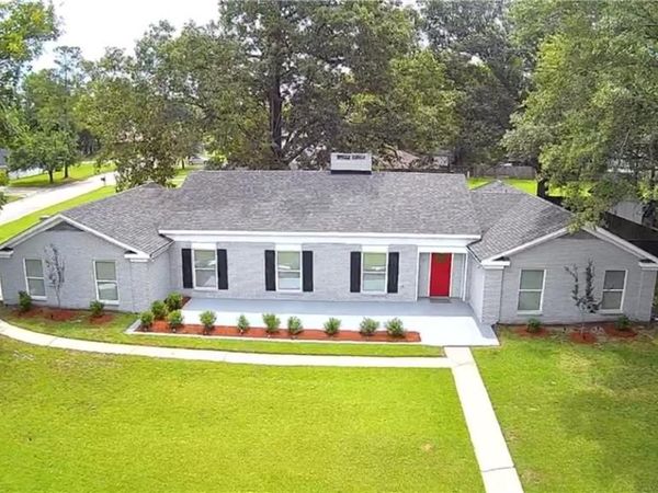 519 MARILYN Drive, Mandeville, LA 70448