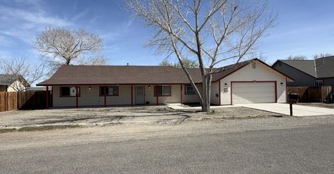 14 Pebble Beach Drive, Yerington, NV 89447 Photo