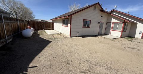 14 Pebble Beach Drive, Yerington, NV 89447 Photo