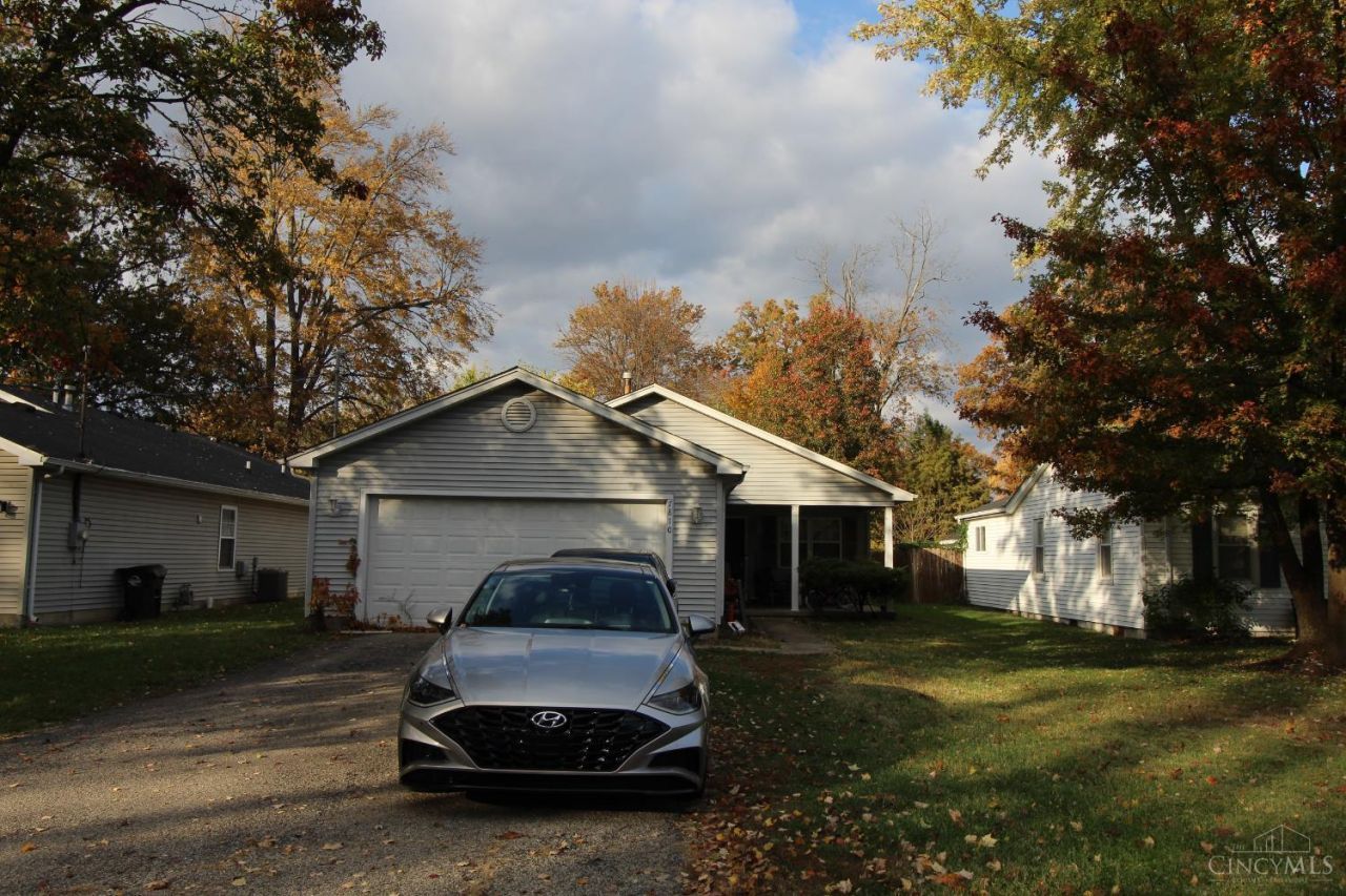 7812 Cincinnati Avenue, Sycamore Township, OH 45249 Main Photo