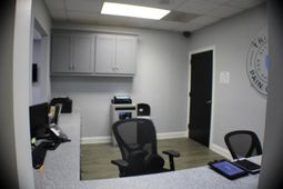 1930 Charlie Hall Boulevard photo 4