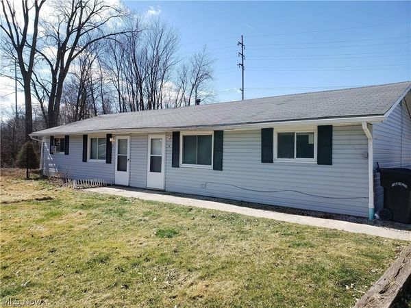 211 Brace Avenue, Elyria, OH 44035
