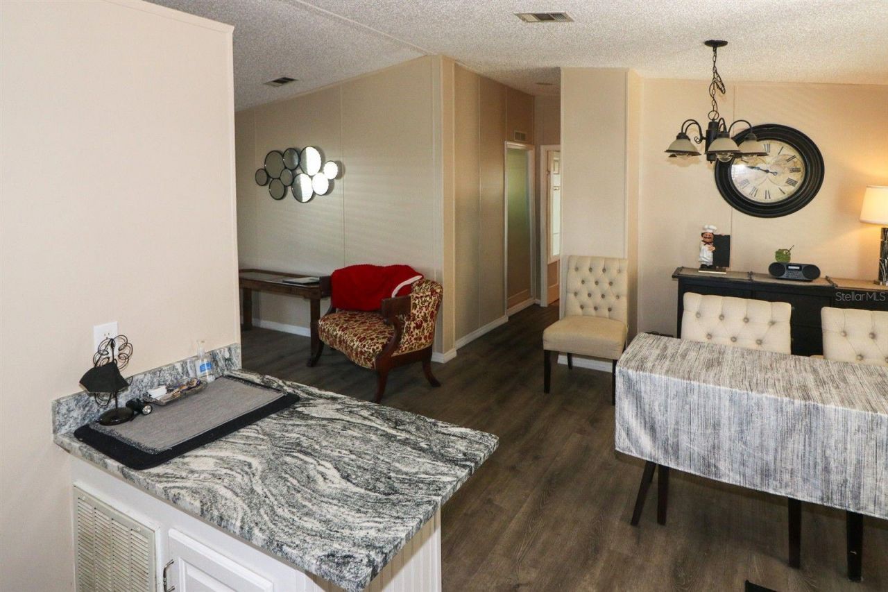 24300 Airport Road, Unit 67, Punta Gorda, FL 33950 Photo