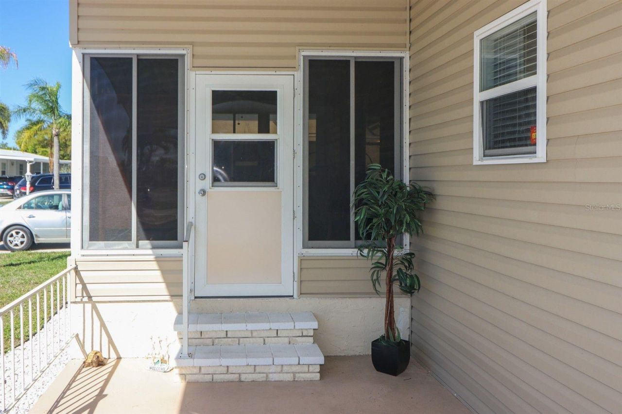 24300 Airport Road, Unit 67, Punta Gorda, FL 33950 Photo