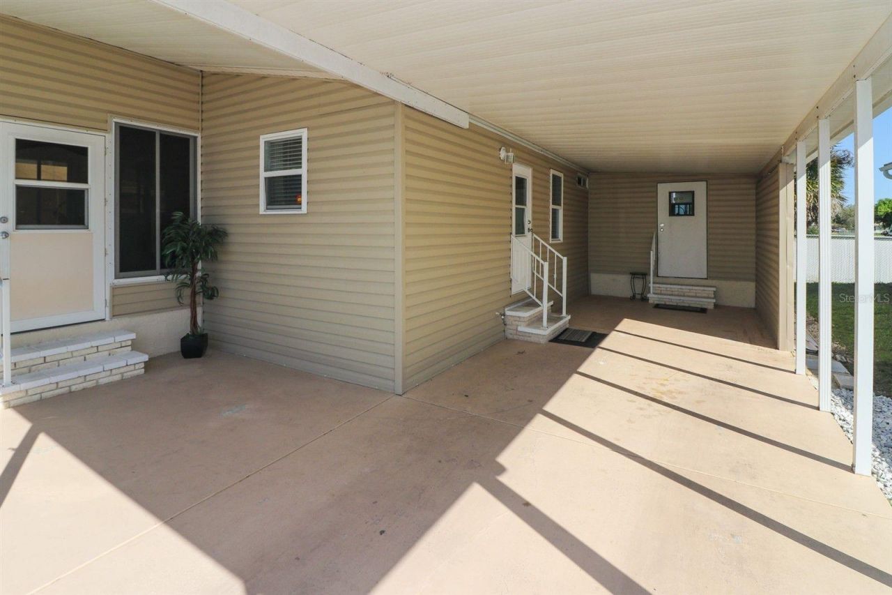 24300 Airport Road, Unit 67, Punta Gorda, FL 33950 Photo