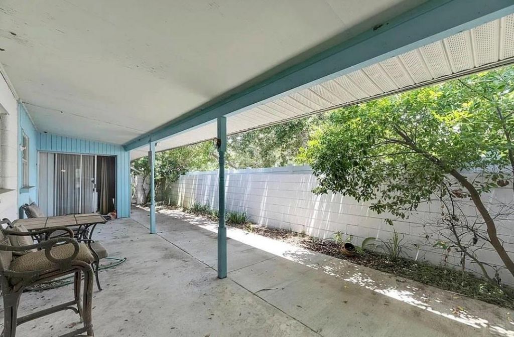 2695 S East Avenue, Sarasota, FL 34239 Photo