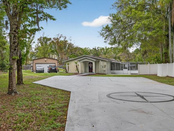 19514 N DALE MABRY HIGHWAY , LUTZ, FL 33548