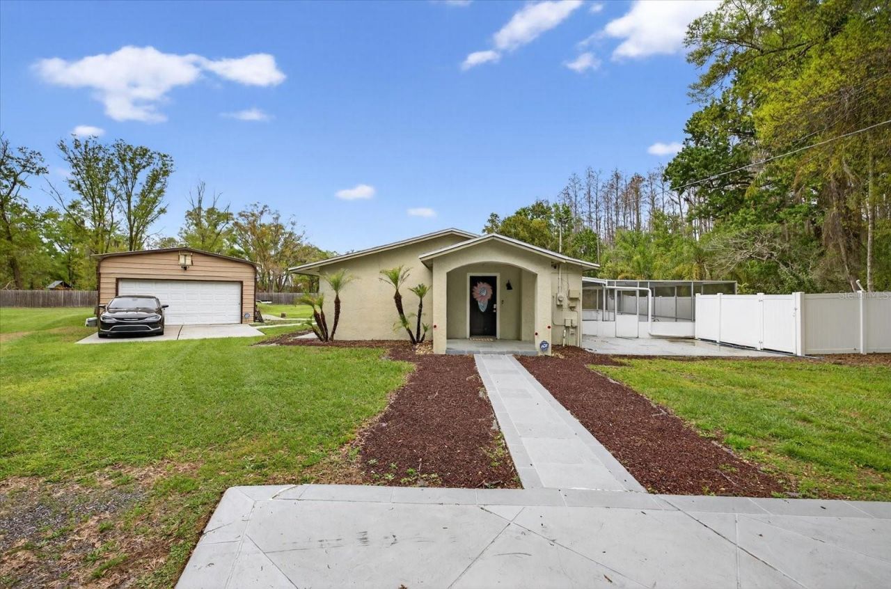 19514 N Dale Mabry Highway, Lutz, FL 33548 Main Photo