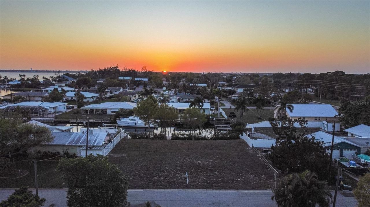 907 22nd Avenue W, Palmetto, FL 34221 Photo