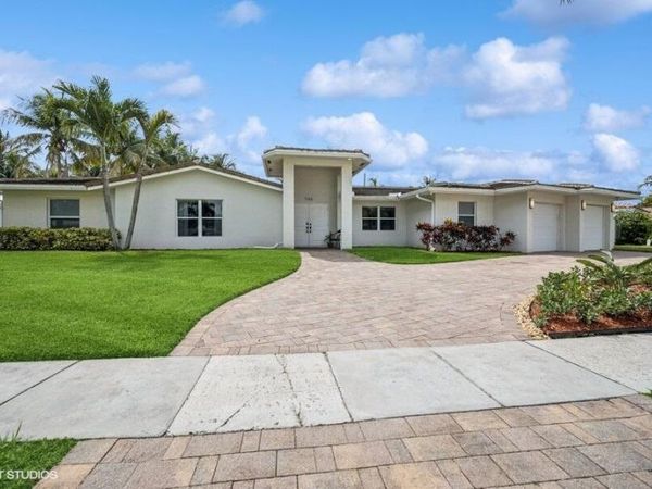 746 SW 2nd Street, Boca Raton, FL 33486
