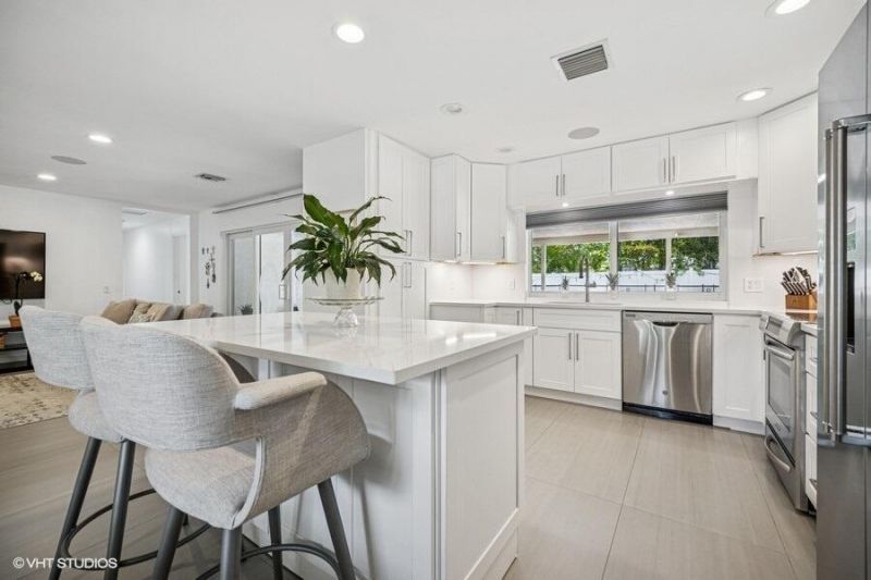 746 SW 2nd Street, Boca Raton, FL 33486 Photo