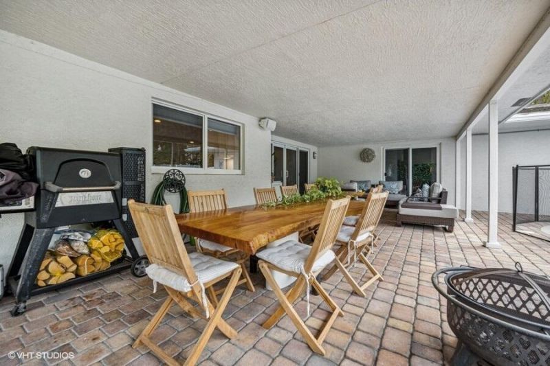 746 SW 2nd Street, Boca Raton, FL 33486 Photo