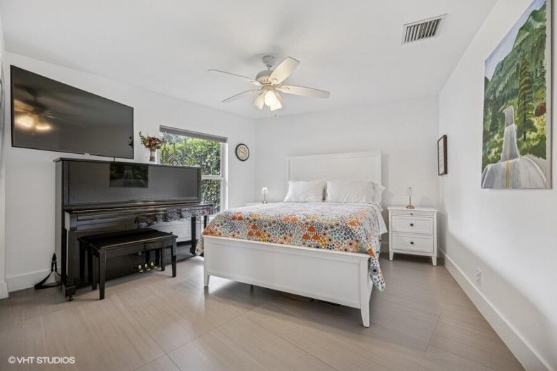 746 SW 2nd Street, Boca Raton, FL 33486 Photo