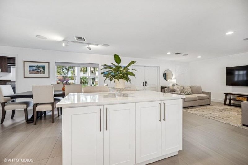 746 SW 2nd Street, Boca Raton, FL 33486 Photo