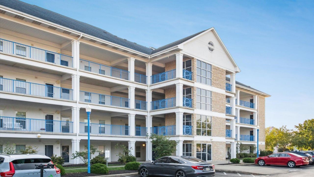 4401 Hunts Landing Road Se, Unit 304, Hebron, OH 43025 Main Photo