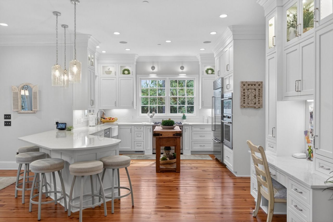 2380 Darts Cove Way Photo 18