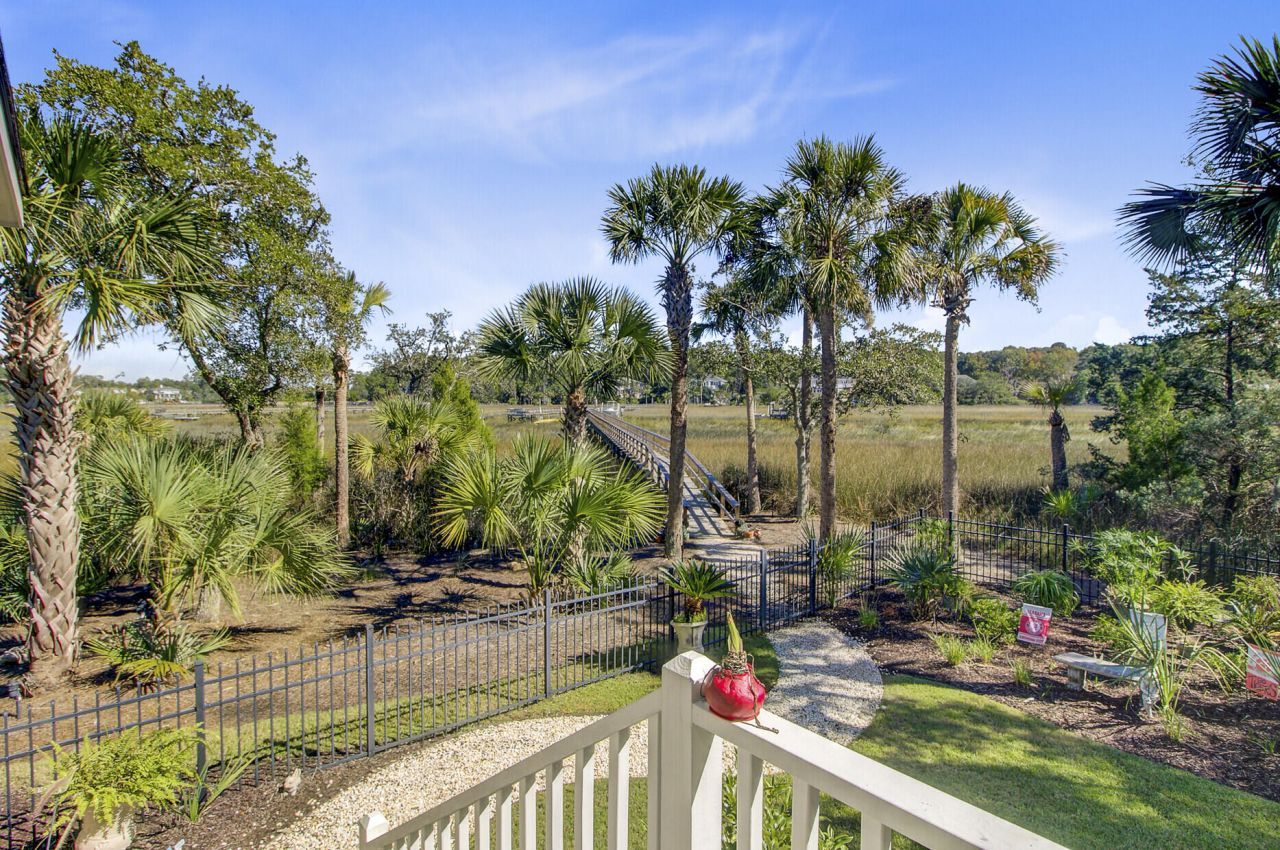 2380 Darts Cove Way Photo 38