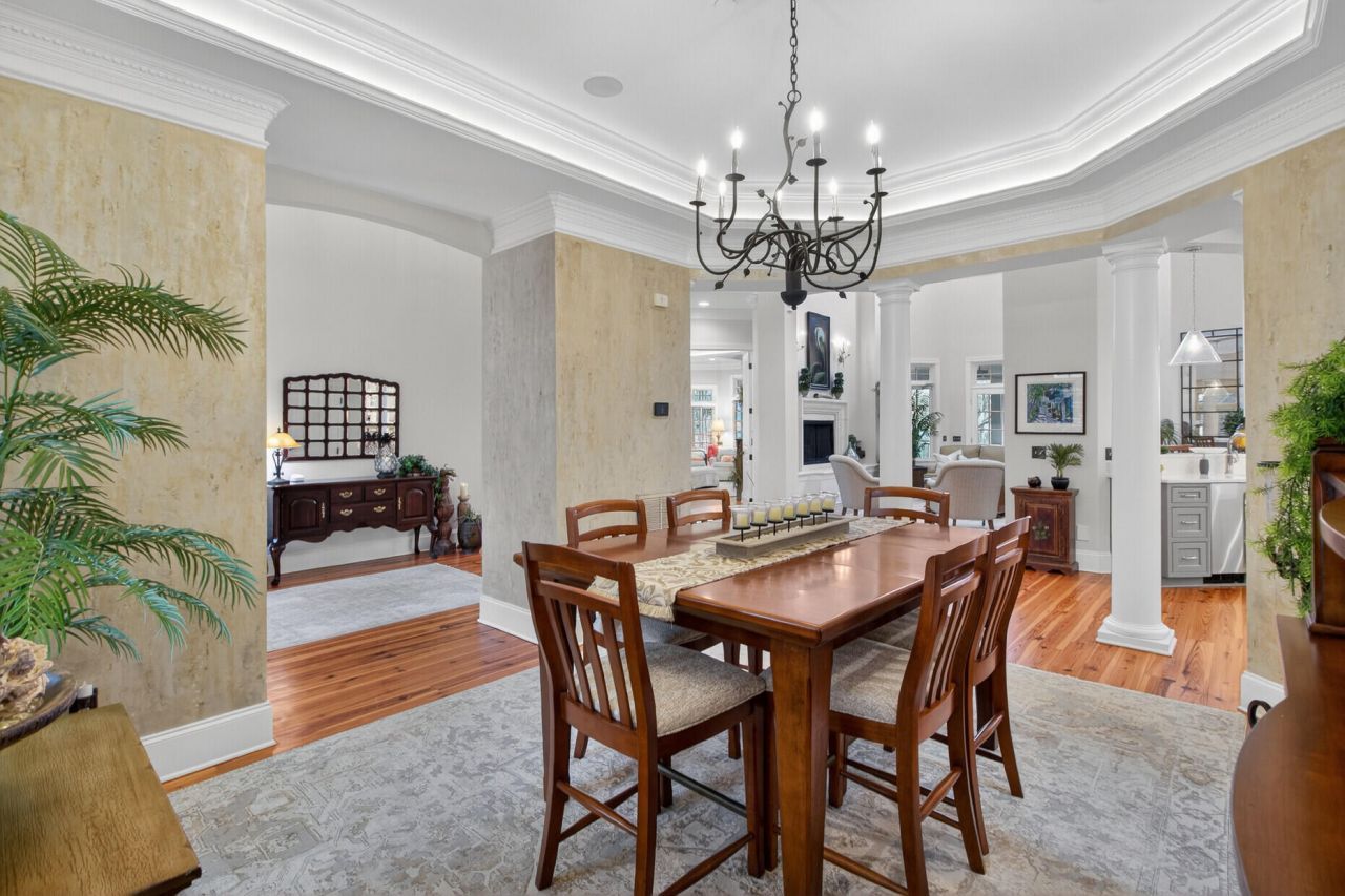 2380 Darts Cove Way Photo 9