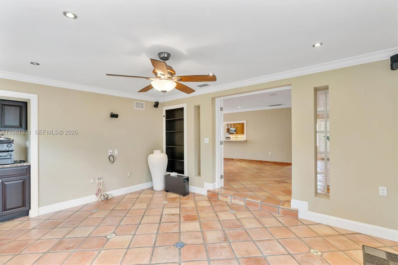 300 187th St, Sunny Isles Beach, FL 33160 Photo