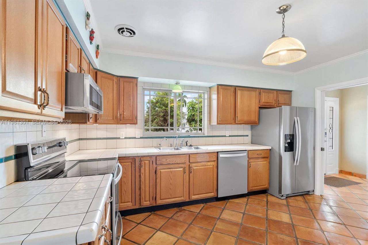 300 187th St, Sunny Isles Beach, FL 33160 Photo