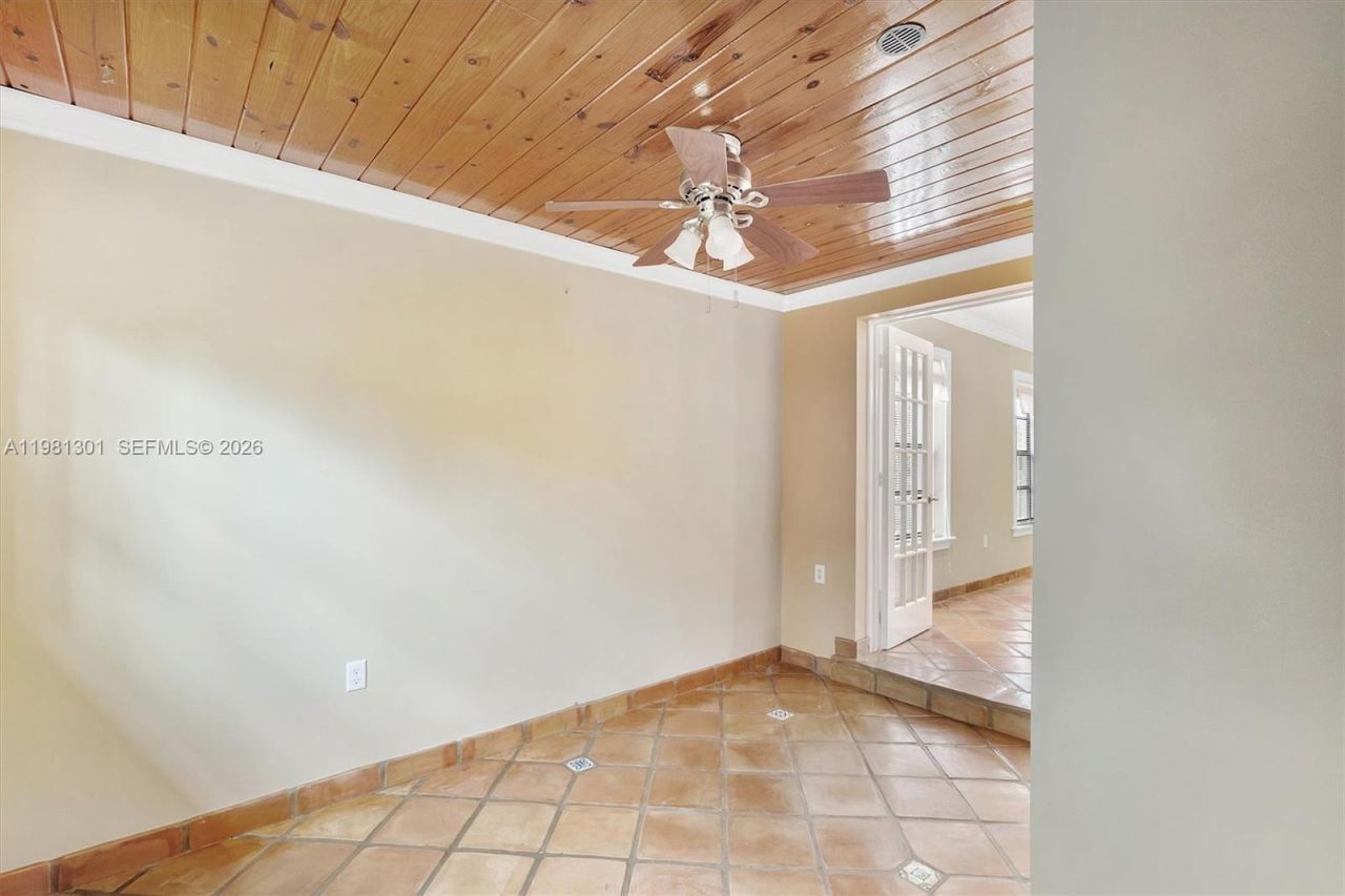 300 187th St, Sunny Isles Beach, FL 33160 Photo