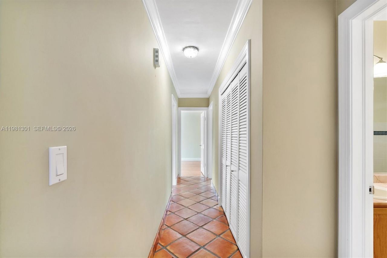 300 187th St, Sunny Isles Beach, FL 33160 Photo