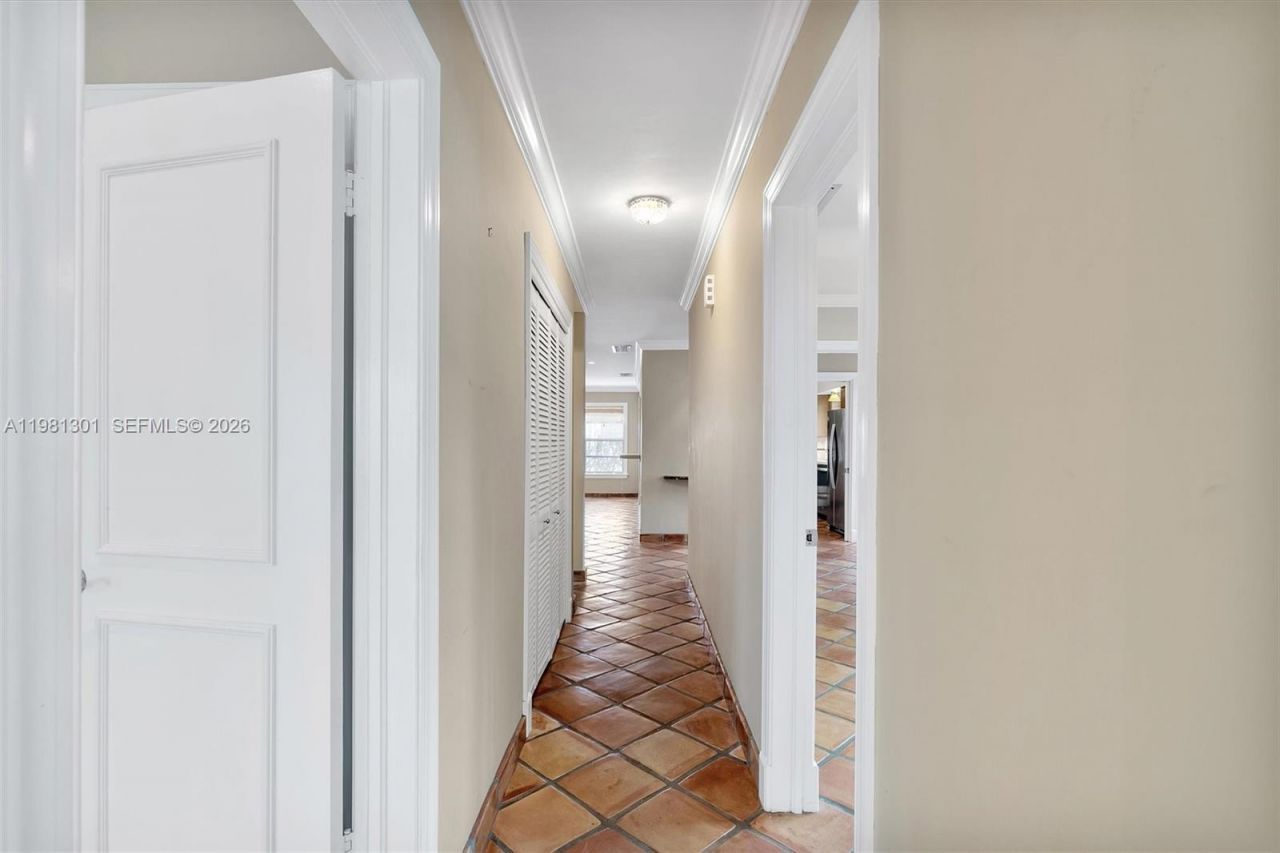 300 187th St, Sunny Isles Beach, FL 33160 Photo