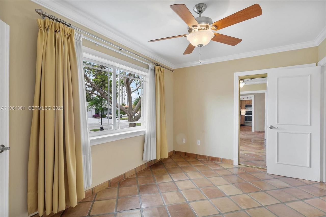 300 187th St, Sunny Isles Beach, FL 33160 Photo