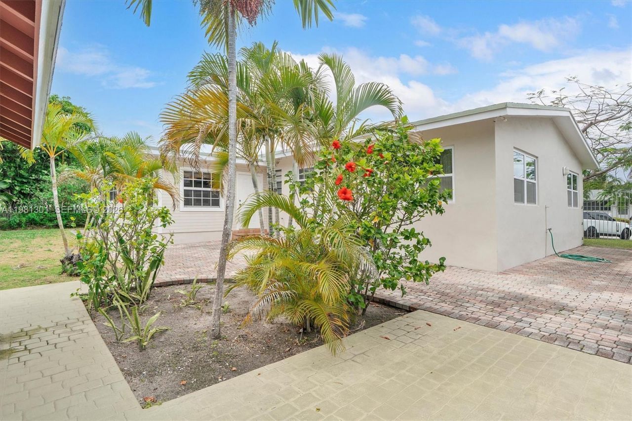 300 187th St, Sunny Isles Beach, FL 33160 Photo