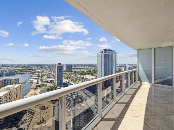 1800 S Ocean Dr , Unit 3606, Hallandale Beach, FL 33009