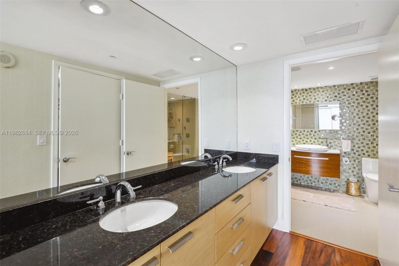 1800 S Ocean Dr, Unit 3606, Hallandale Beach, FL 33009 Photo