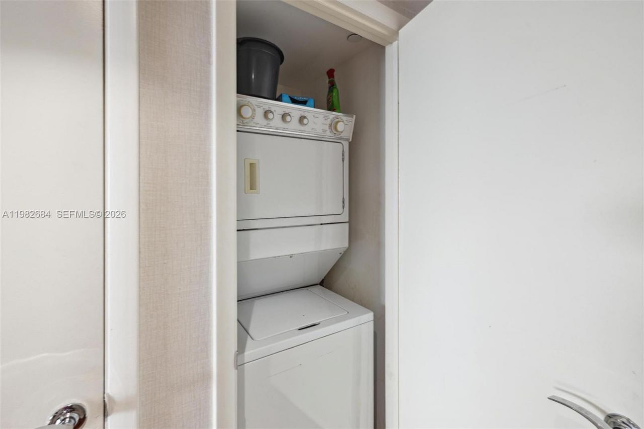 1800 S Ocean Dr, Unit 3606, Hallandale Beach, FL 33009 Photo