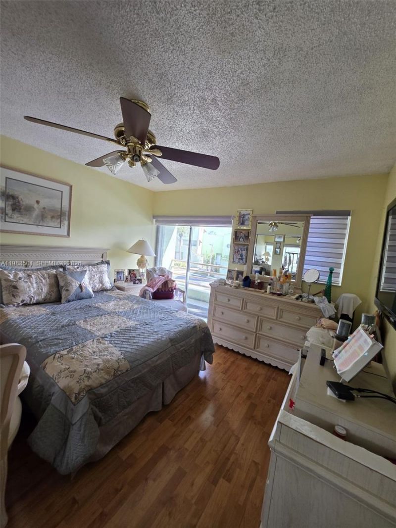 11173 NW 7th St , Unit 201-18, Miami, FL 33172 Photo