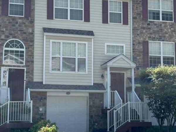225 YORKTOWN COURT, MALVERN, PA 19355