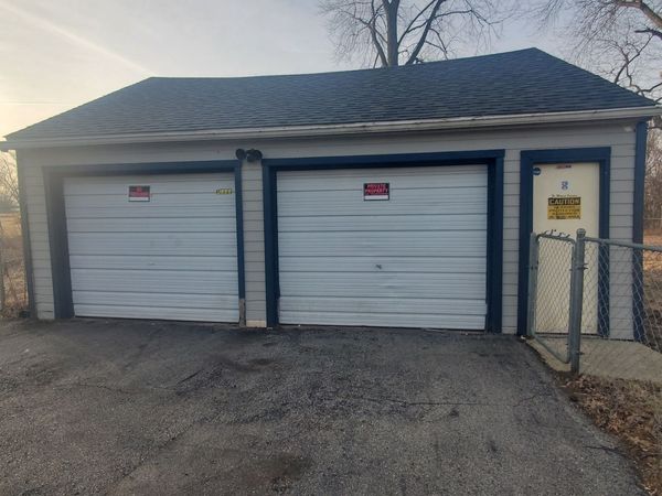 2725 W 49th Street , Davenport, IA 52806