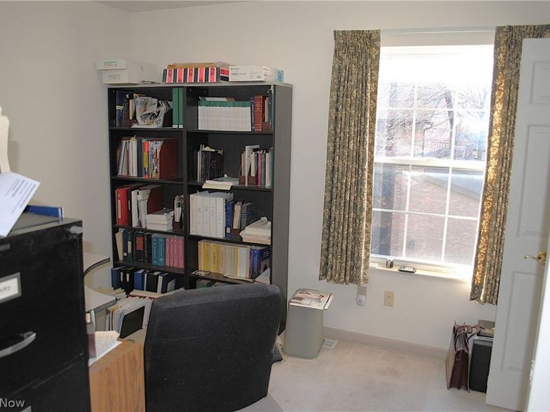 636 Tollis Parkway, Broadview Heights, OH 44147 Photo 14