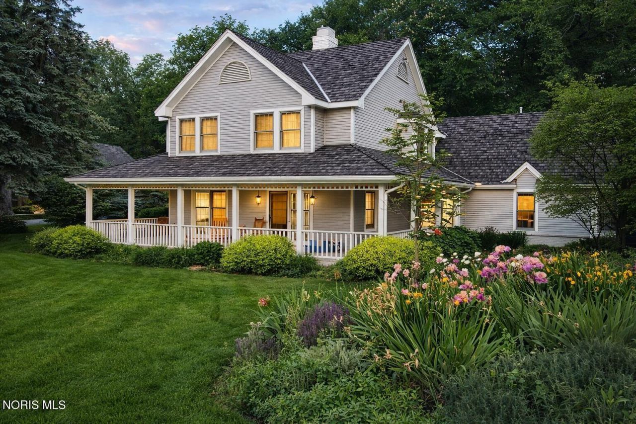 30039 Morningside Drive , Perrysburg, OH 43551 Main Photo