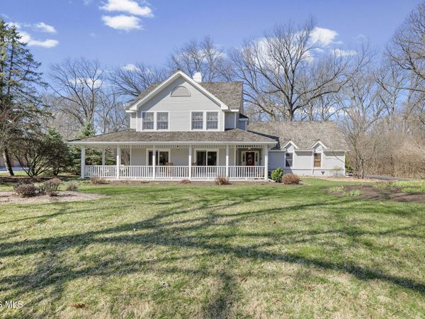 30039 Morningside Drive, Perrysburg, OH 43551