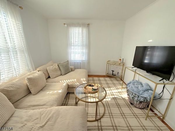 56 Martin Rd, Verona, NJ 07044