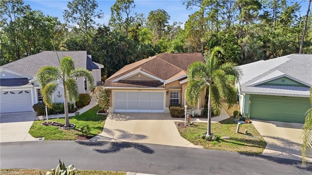 10730 Rio Mar Cir, Estero, FL 33928 Photo