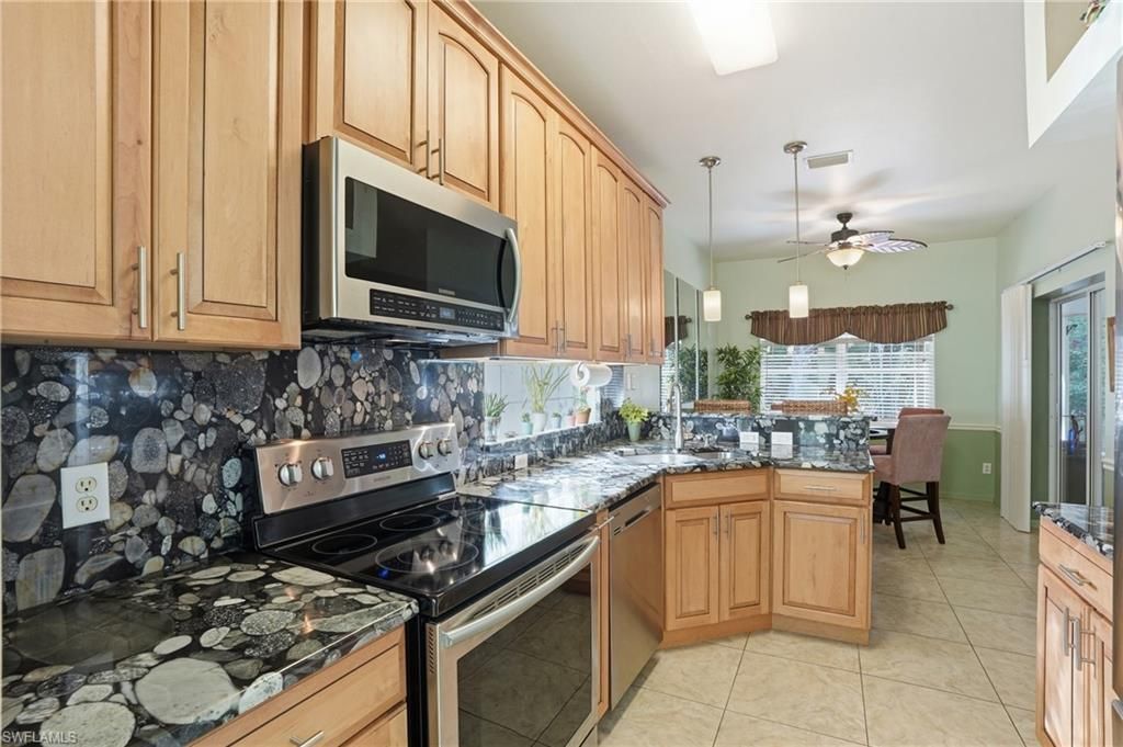 10730 Rio Mar Cir, Estero, FL 33928 Photo