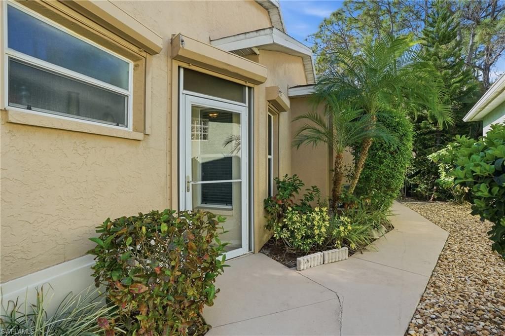 10730 Rio Mar Cir, Estero, FL 33928 Photo