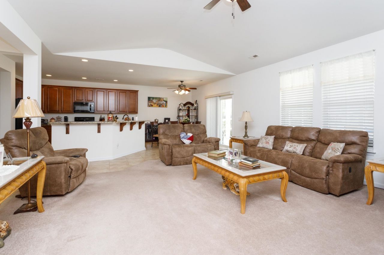 316 Lochmoore Loop Photo 14