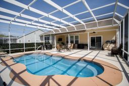 316 Lochmoore Loop photo 4