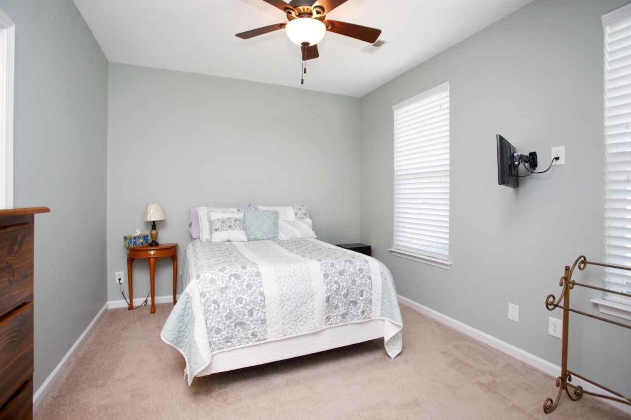 316 Lochmoore Loop Photo 32