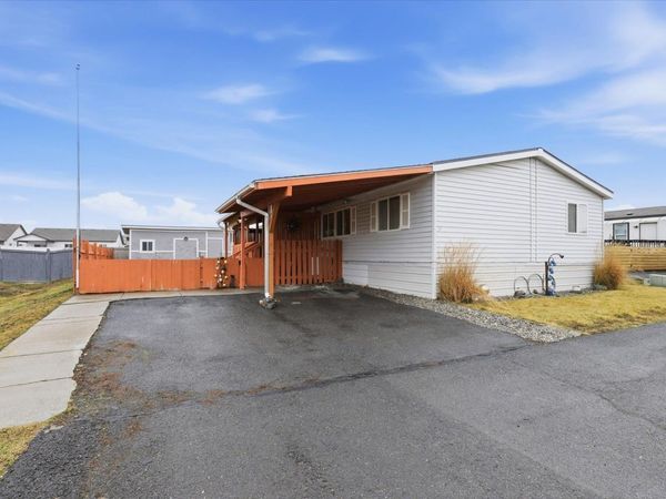 10510 W Richland Rd, Cheney, WA 99004